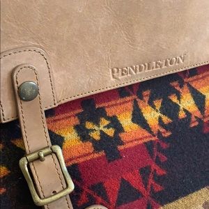 Pendleton Messenger Bag